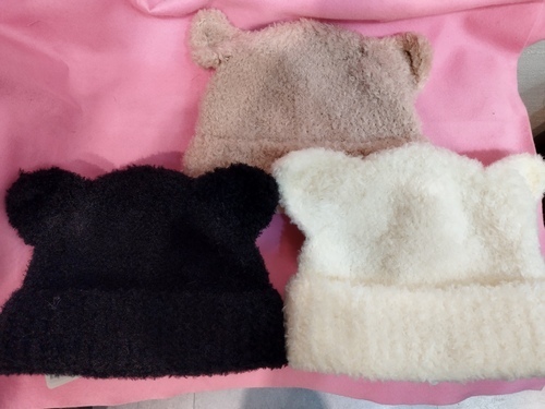 大人気ネコ耳ニット帽！