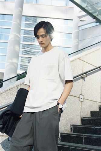 ひんやりと、心地いい。紳士・涼感UVカットワイド半袖